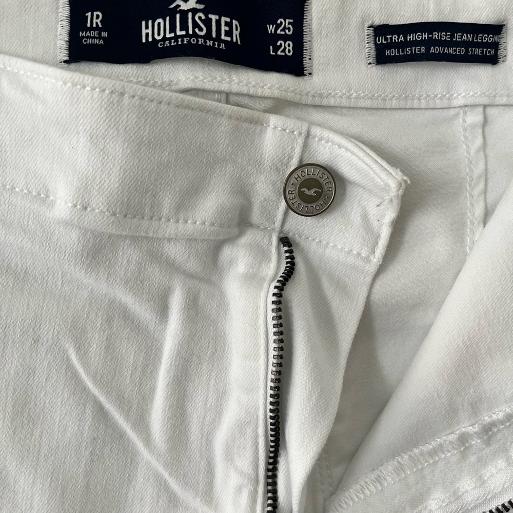 Hollister White High Waisted Jeans